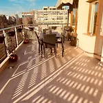 Spacious Apartment With A Mountain View, Big Balcony And Parking